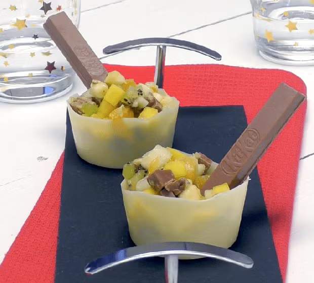 Taca_de_Fruta_e_KitKat